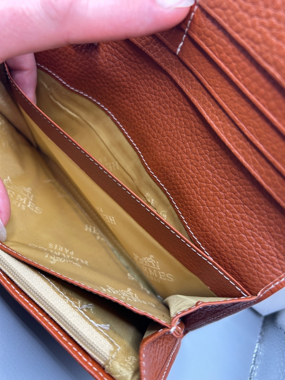 Hermes Wallet - Picture 12 of 13